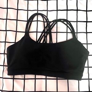 GapFit women’s size M strappy back sports bra black with padding.